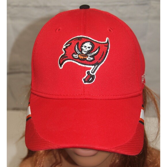 Reebok On Field Tampa Bay Buccaneers Cap Hat L/XL NFL Equipment Stretch Fit - Picture 1 of 6